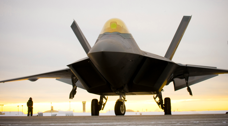 Illustration for article titled 50 Totally Stunning Combat Aircraft Photos Taken Around Alaska